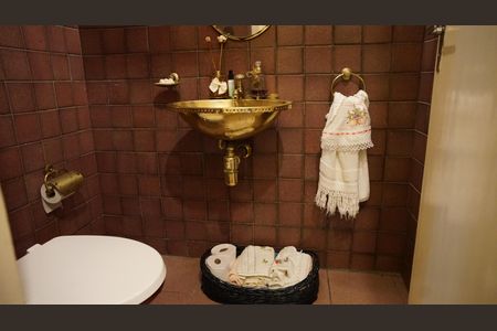 Casa para alugar com 175m², 6 quartos e 3 vagasLavabo