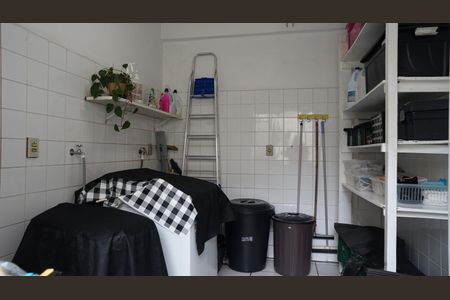 Casa para alugar com 175m², 6 quartos e 3 vagasLavanderia