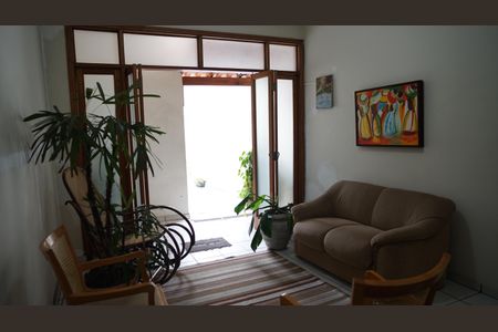 Casa para alugar com 175m², 6 quartos e 3 vagasEspaço de Convivencia