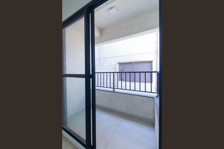 Varanda de kitnet/studio para alugar com 0 quarto, 25m² em Ipiranga, São Paulo