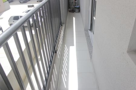 Varanda  de apartamento para alugar com 2 quartos, 42m² em Jardim Adriana, Guarulhos