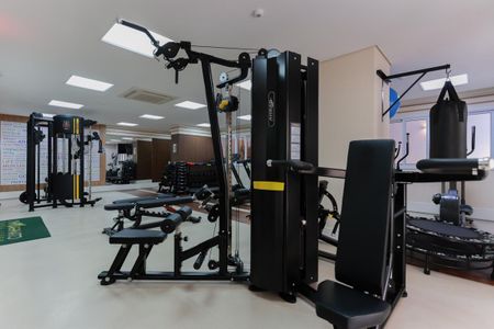 Apartamento para alugar com 98m², 3 quartos e 2 vagas Apartamento para alugar com 98m², 3 quartos e 2 vagasÁrea comum - Academia
