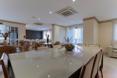 Apartamento para alugar com 98m², 3 quartos e 2 vagas Apartamento para alugar com 98m², 3 quartos e 2 vagasÁrea comum - Salão de festas