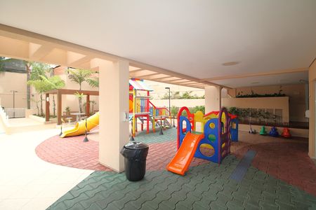 Apartamento para alugar com 100m², 3 quartos e 2 vagasÁrea Comum