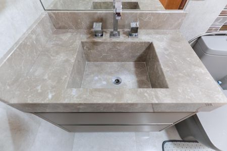 Apartamento para alugar com 98m², 3 quartos e 2 vagas Apartamento para alugar com 98m², 3 quartos e 2 vagasBanheiro da suíte