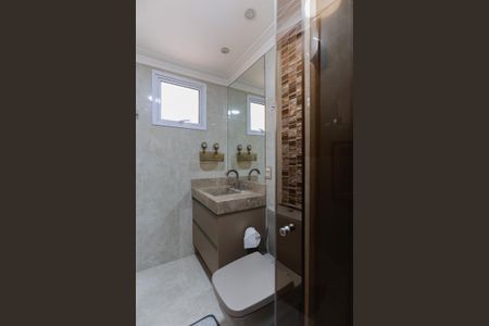 Apartamento para alugar com 98m², 3 quartos e 2 vagas Apartamento para alugar com 98m², 3 quartos e 2 vagasBanheiro da suíte