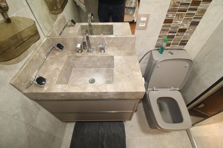 Apartamento para alugar com 100m², 3 quartos e 2 vagasBanheiro da Suíte