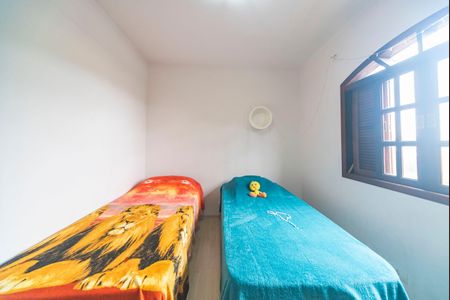 Casa à venda com 240m², 4 quartos e 6 vagas Casa à venda com 240m², 4 quartos e 6 vagasQuarto 2