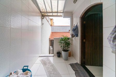 Casa à venda com 240m², 4 quartos e 6 vagas Casa à venda com 240m², 4 quartos e 6 vagasÁrea de Serviço