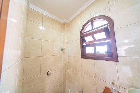 Casa à venda com 240m², 4 quartos e 6 vagas Casa à venda com 240m², 4 quartos e 6 vagasLavabo