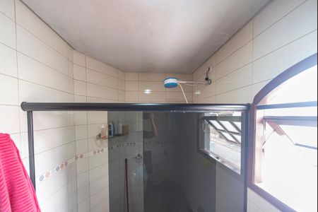 Casa à venda com 240m², 4 quartos e 6 vagas Casa à venda com 240m², 4 quartos e 6 vagasBanheiro do quarto 4