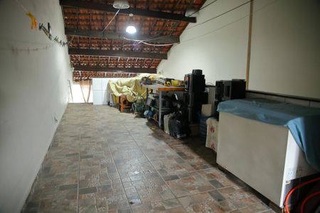 Casa à venda com 220m², 3 quartos e 2 vagasÁrea de convivência 2º piso 