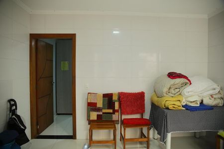 Casa à venda com 220m², 3 quartos e 2 vagasCozinha da edícula 