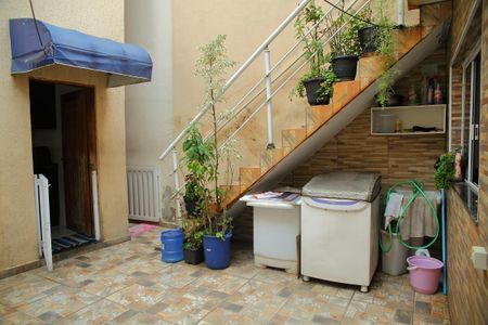 Casa à venda com 220m², 3 quartos e 2 vagasÁrea de Serviço