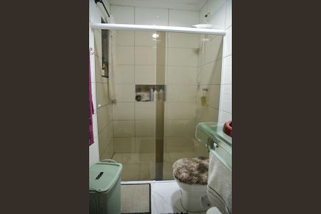 Casa à venda com 220m², 3 quartos e 2 vagasBanheiro Social ( sala/cozinha) 