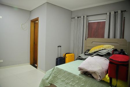 Casa à venda com 220m², 3 quartos e 2 vagasQuarto da edícula 