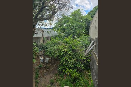 AREA EXTERNA de casa à venda com 3 quartos, 250m² em Quitaúna, Osasco