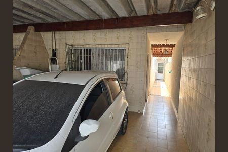 Casa à venda com 250m², 3 quartos e 2 vagasGARAGEM