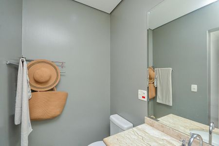 Casa à venda com 104m², 3 quartos e sem vagaBanheiro da Suíte