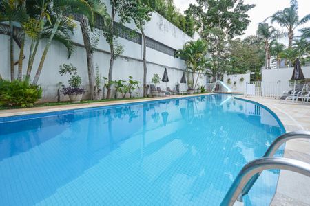 Casa à venda com 104m², 3 quartos e sem vagaÁrea comum - Piscina