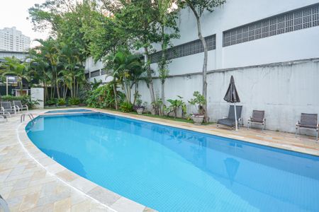 Casa à venda com 104m², 3 quartos e sem vagaÁrea comum - Piscina
