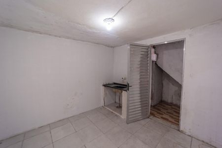 Cozinha de casa para alugar com 1 quarto, 80m² em Jardim Santa Maria, São Paulo