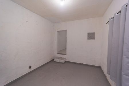 Sala/Quarto de casa para alugar com 1 quarto, 80m² em Jardim Santa Maria, São Paulo