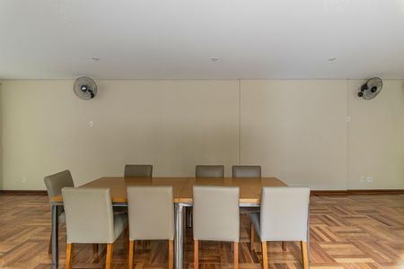Apartamento à venda com 56m², 2 quartos e 1 vagaÁrea comum