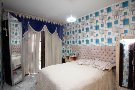 Casa à venda com 246m², 3 quartos e 3 vagas Casa à venda com 246m², 3 quartos e 3 vagasQuarto 2 - Suíte