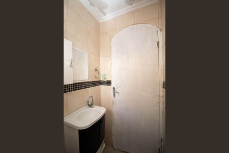 Casa à venda com 246m², 3 quartos e 3 vagas Casa à venda com 246m², 3 quartos e 3 vagasBanheiro - Área gourmet