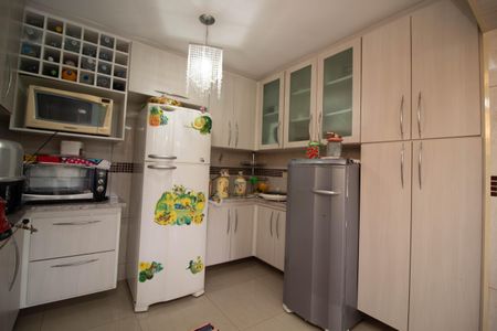 Casa à venda com 246m², 3 quartos e 3 vagas Casa à venda com 246m², 3 quartos e 3 vagasÁrea gourmet