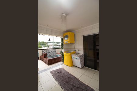 Casa à venda com 246m², 3 quartos e 3 vagas Casa à venda com 246m², 3 quartos e 3 vagasÁrea de Serviço