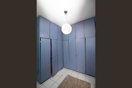 Casa à venda com 246m², 3 quartos e 3 vagas Casa à venda com 246m², 3 quartos e 3 vagasQuarto 3