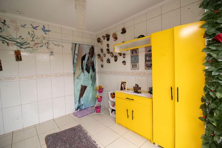 Casa à venda com 246m², 3 quartos e 3 vagas Casa à venda com 246m², 3 quartos e 3 vagasÁrea de Serviço