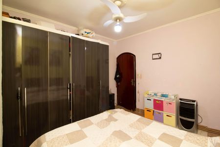 Casa à venda com 246m², 3 quartos e 3 vagas Casa à venda com 246m², 3 quartos e 3 vagasQuarto 1 - Suíte