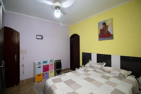 Casa à venda com 246m², 3 quartos e 3 vagas Casa à venda com 246m², 3 quartos e 3 vagasQuarto 1 - Suíte