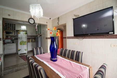 Casa à venda com 246m², 3 quartos e 3 vagas Casa à venda com 246m², 3 quartos e 3 vagasÁrea gourmet