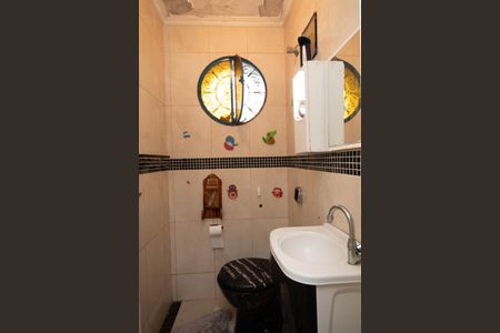 Casa à venda com 246m², 3 quartos e 3 vagas Casa à venda com 246m², 3 quartos e 3 vagasBanheiro - Área gourmet