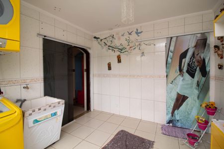 Casa à venda com 246m², 3 quartos e 3 vagas Casa à venda com 246m², 3 quartos e 3 vagasÁrea de Serviço