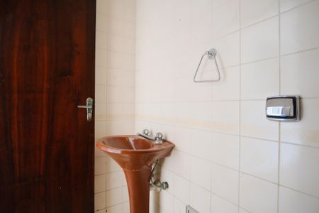 Casa para alugar com 141m², 4 quartos e 2 vagasBanheiro de serviço