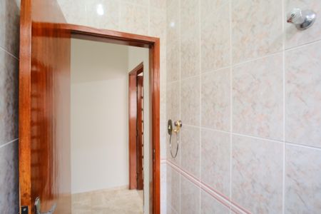 Lavabo de casa para alugar com 4 quartos, 141m² em Vila Carrão, São Paulo