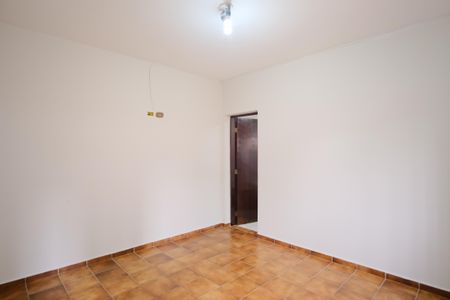 Casa para alugar com 141m², 4 quartos e 2 vagasSuíte