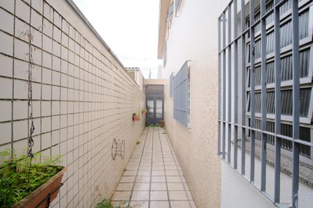 Casa para alugar com 141m², 4 quartos e 2 vagasCorredor