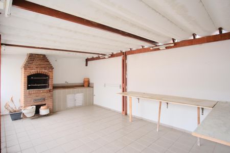 Casa para alugar com 141m², 4 quartos e 2 vagasEspaço Gourmet