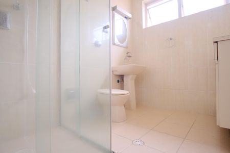 Casa para alugar com 141m², 4 quartos e 2 vagasBanheiro Social