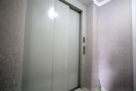 Apartamento à venda com 124m², 3 quartos e 2 vagasHall Social