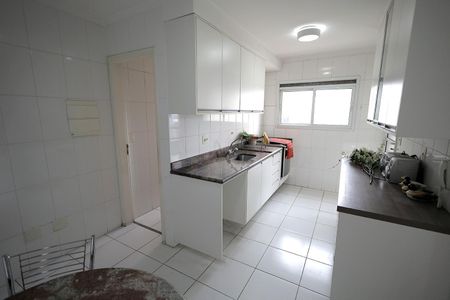 Apartamento à venda com 124m², 3 quartos e 2 vagasCozinha
