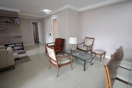Apartamento à venda com 124m², 3 quartos e 2 vagasSala