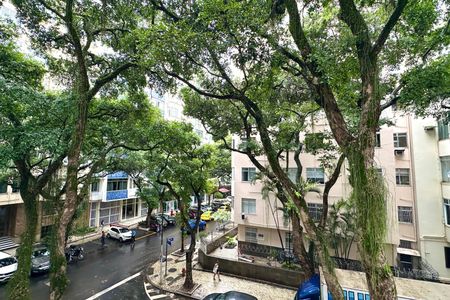 Apartamento para alugar com 110m², 3 quartos e sem vaga