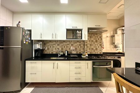 Apartamento para alugar com 110m², 3 quartos e sem vaga